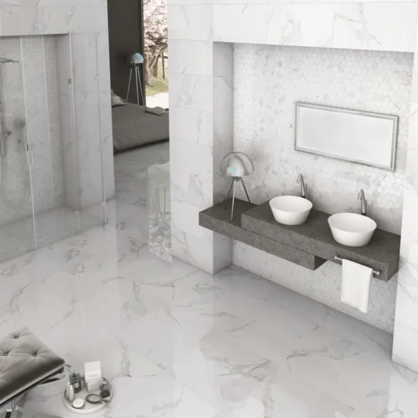 Détail de petite mosaïque blanche